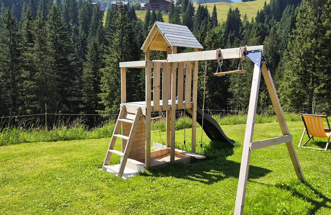 Das alpine Lifestyle Berghotel Madlener-1
