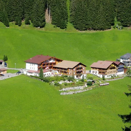 Hotel Alpenblume-2